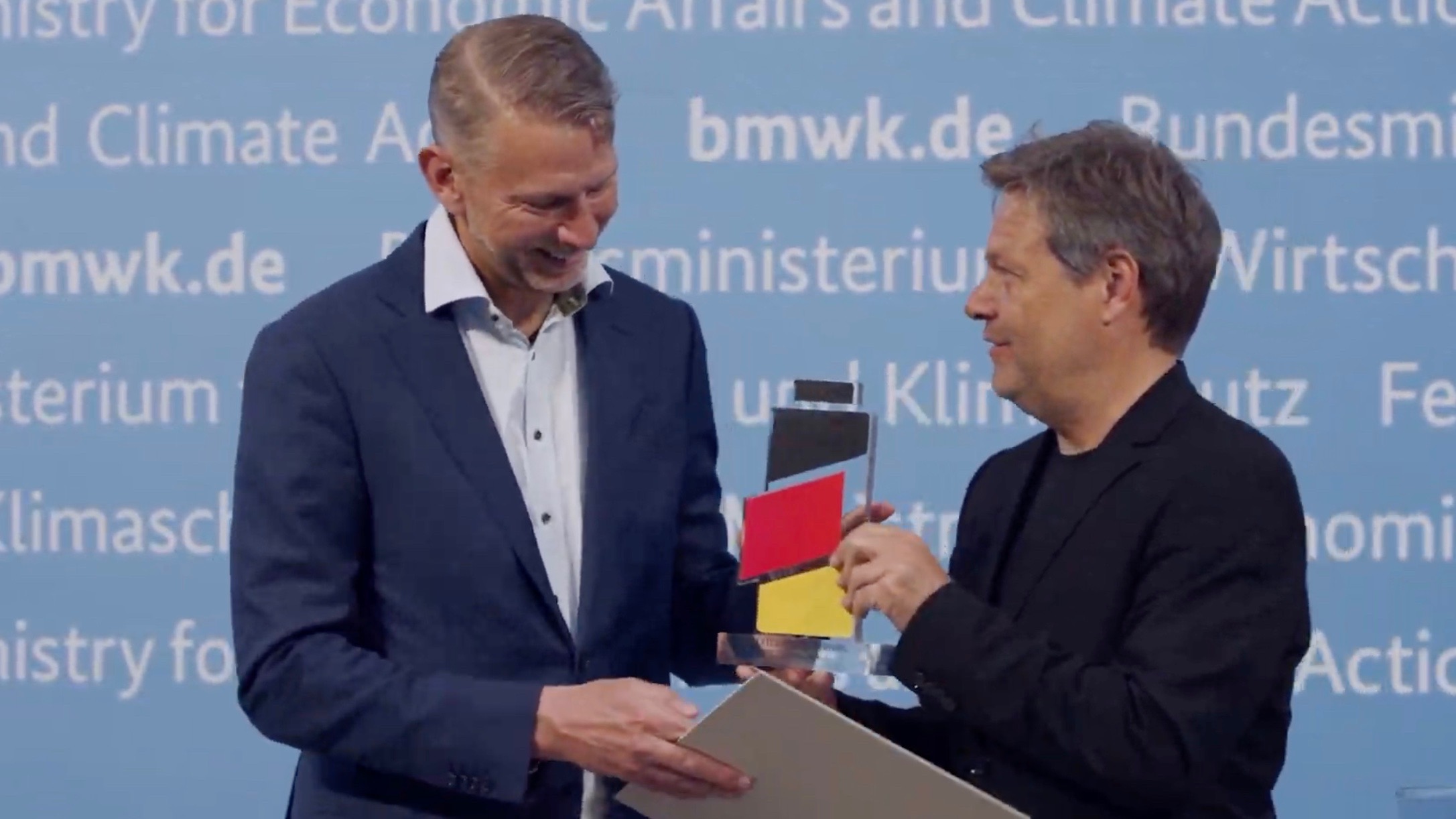 Northvolt erhält von Bund und Land 155 Millionen Euro für